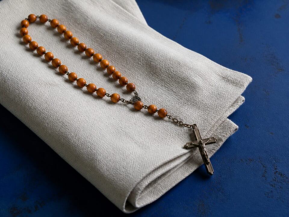 Rosaries & Prayer Beads: an editorial object study